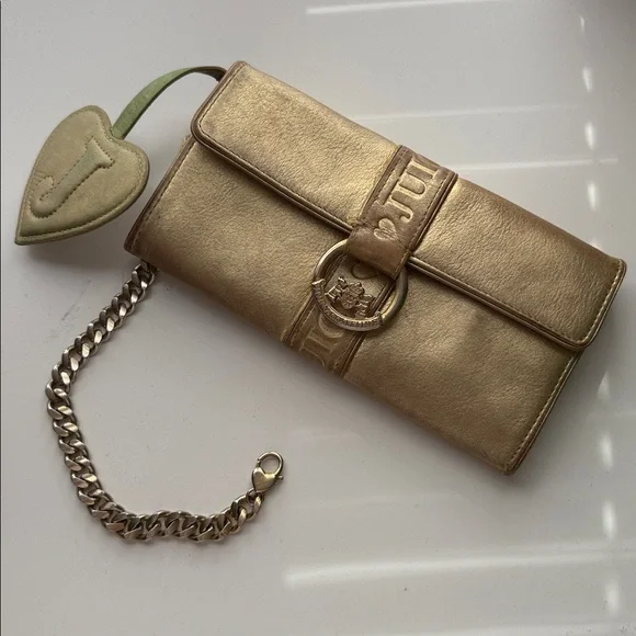 Juicy Couture Vintage Gold Tone Wallet - Picture 5 of 17